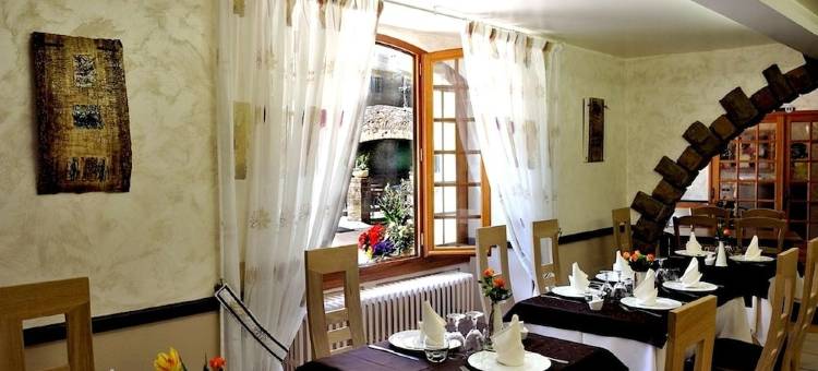 莱瑞莱斯城堡(Hôtel Restaurant le Relays du Chasteau - Logis Hôtel)图片