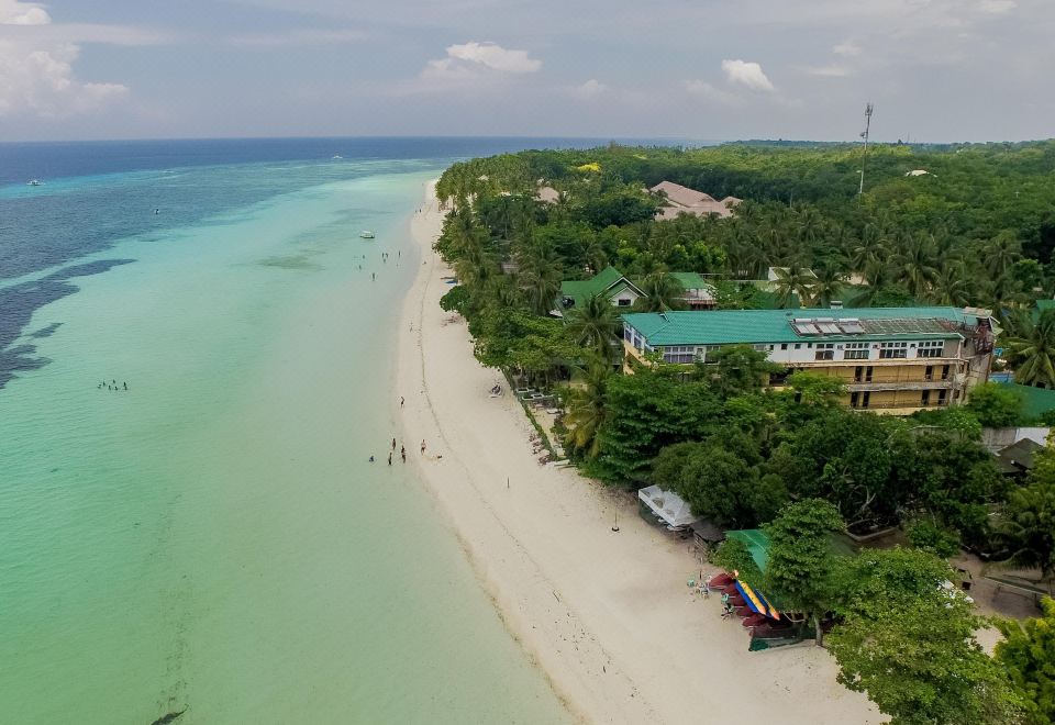 Dumaluan Beach - Marilou ResortHotel Overview