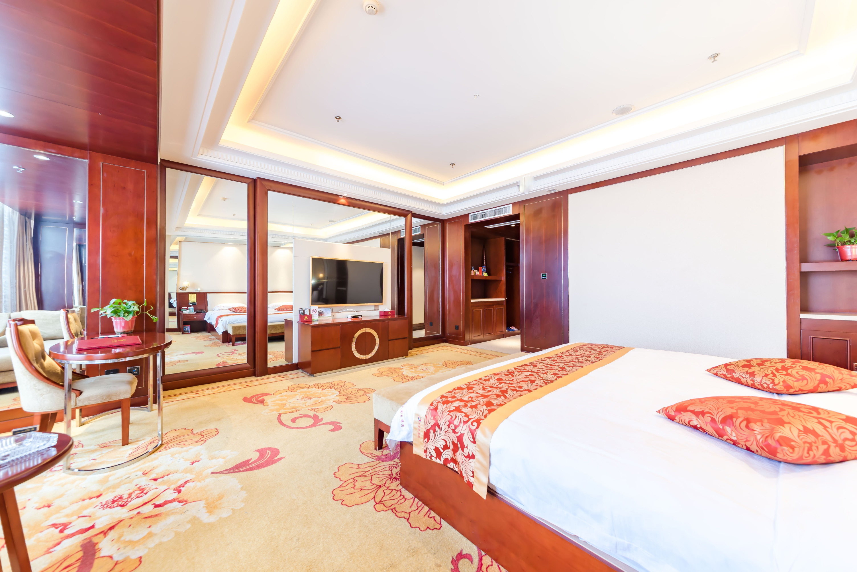 Dashijie HotelOver view