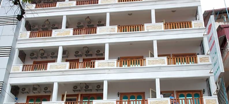 娜娜咖啡餐饮酒店(Na Na Hotel & Café Restaurant)图片