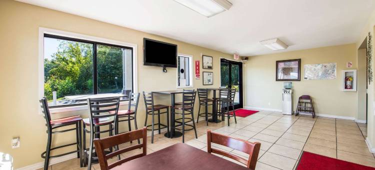 伊克诺旅馆韦恩斯维尔(Econo Lodge - Waynesville)图片