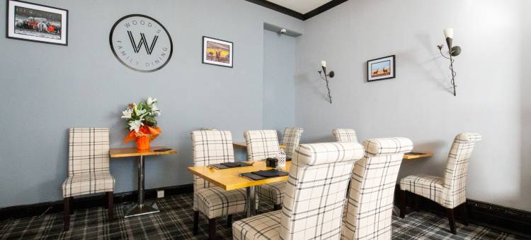 OYO本摩尔酒店(The Ben Mhor Hotel, Bar & Restaurant)图片