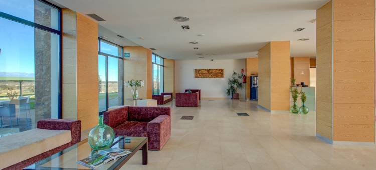 霍斯潘迪姆格雷多斯山谷酒店(Hospedium Hotel Valles de Gredos Golf)图片