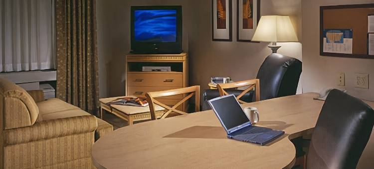 克劳福兹维尔贝斯特韦斯特优质酒店(Best Western Plus Crawfordsville Hotel)图片