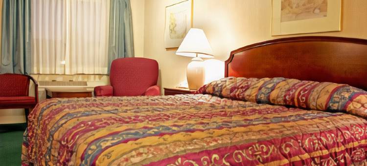 艾奥拉美洲最佳价值酒店(Americas Best Value Inn Iola)图片