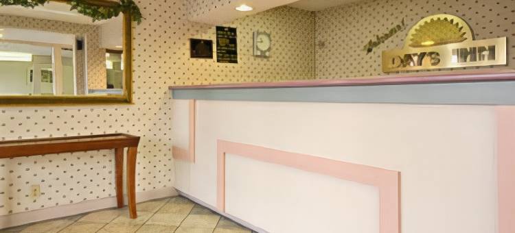 戴顿北戴斯套房酒店(Days Inn & Suites by Wyndham Dayton North)图片