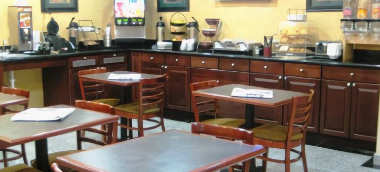 阿塔斯科斯塔贝斯特韦斯特优质套房酒店(Best Western Plus Houston Atascocita Inn  Suites)图片