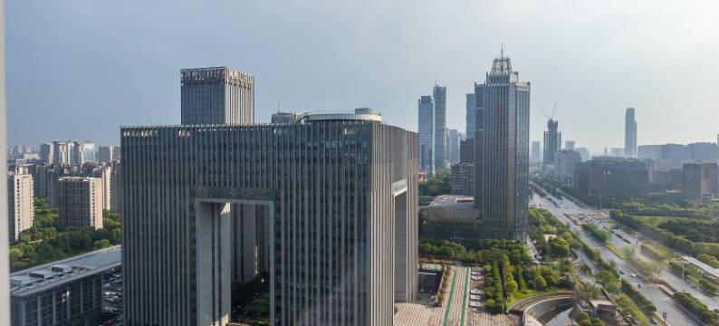 南京奥体主题公馆(河西中央商场店)图片