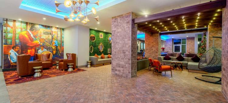 新奥尔良市中心拉昆塔温德姆套房酒店(La Quinta Inn & Suites by Wyndham New Orleans Downtown)图片