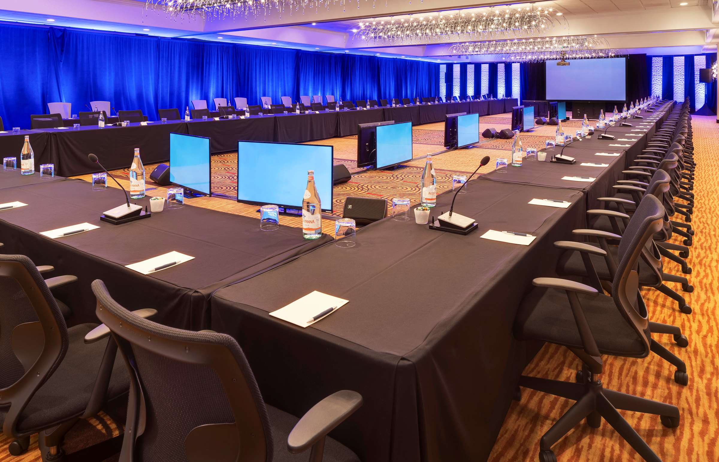 Sheraton Bloomington HotelOver view