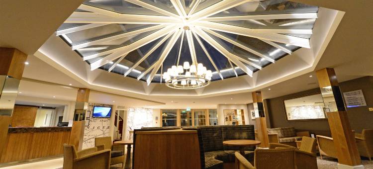 阿尔萨格庄园之家酒店(Manor House Hotel & Spa, Alsager)图片