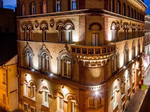 布达佩斯焦尔纳依购物攻略,焦尔纳依物中心/地址/电