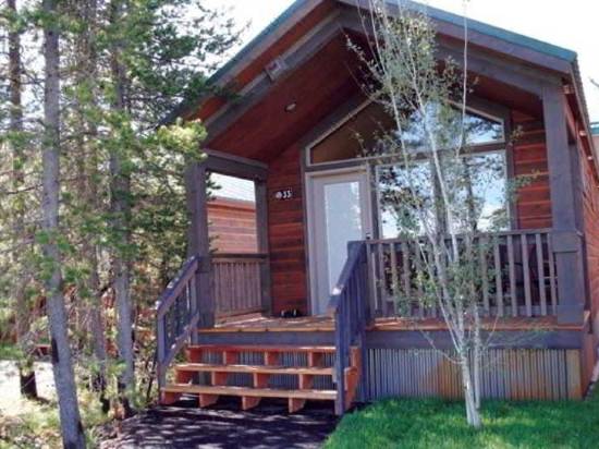 Explorer Cabins At Yellowstone Hotel Reviews And Room Rates