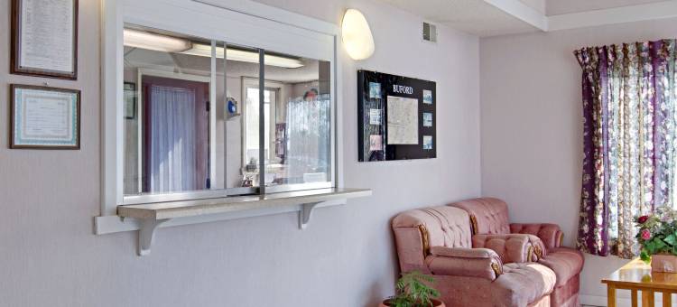 比福德/乔治亚购物中心的旅行旅馆(Travel Inn Buford near Mall of Georgia)图片