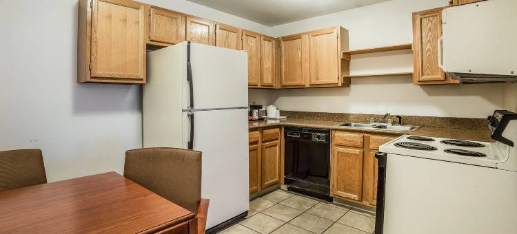 大学区凯艺套房酒店(Quality Inn & Suites University)图片