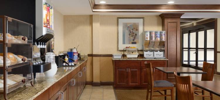切斯特丽怡酒店(Country Inn & Suites by Radisson, Chester, VA)图片