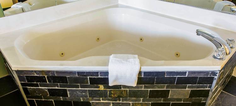 伊克诺旅馆艾肯中心(Econo Lodge)图片