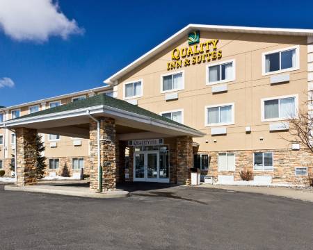 品质酒店及套房-威斯康星戴尔市中心-水上乐园区(Quality Inn & Suites Wisconsin Dells Downtown - Waterparks Area)