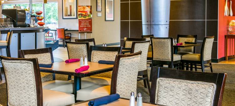 柯林斯堡坎布里亚酒店(Cambria Hotel Ft Collins)图片