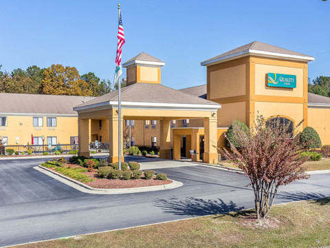 华沙I-40品质酒店