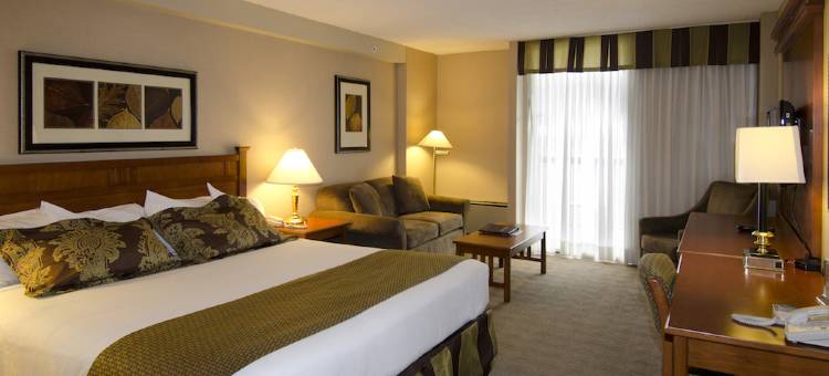 潘提顿湖畔度假酒店(Penticton Lakeside Resort)图片