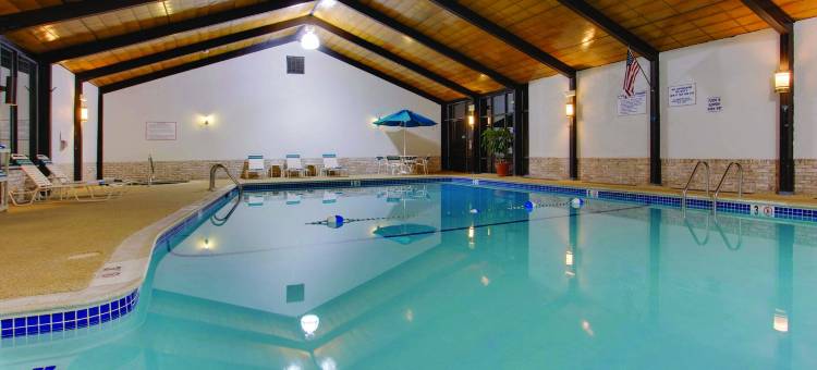 波士顿安多弗拉昆塔温德姆套房酒店(La Quinta Inn & Suites by Wyndham Boston-Andover)图片