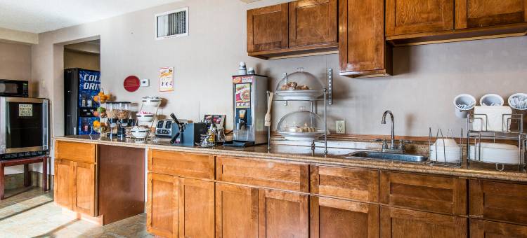 温德姆桑顿戴斯酒店(Days Inn by Wyndham Thornton)图片