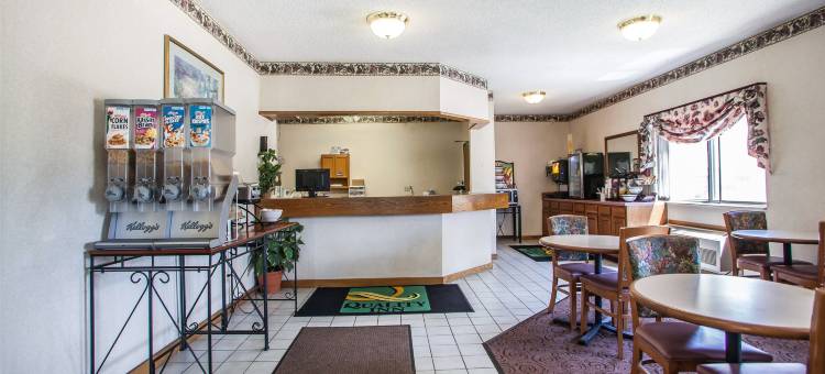 盖尔斯堡凯艺酒店 - 近 34 号美国国道及 I-74(Quality Inn Galesburg Near US Highway 34 and I-74)图片