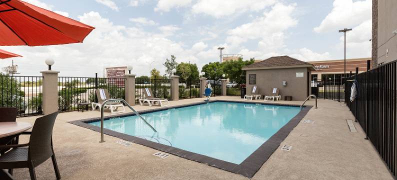 舒适套房酒店-近韦斯特彻斯8号环城路(Comfort Suites near Westchase on Beltway 8)图片