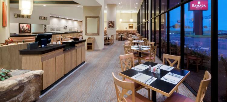 拉雷多希尔顿逸林酒店(DoubleTree by Hilton Laredo)图片