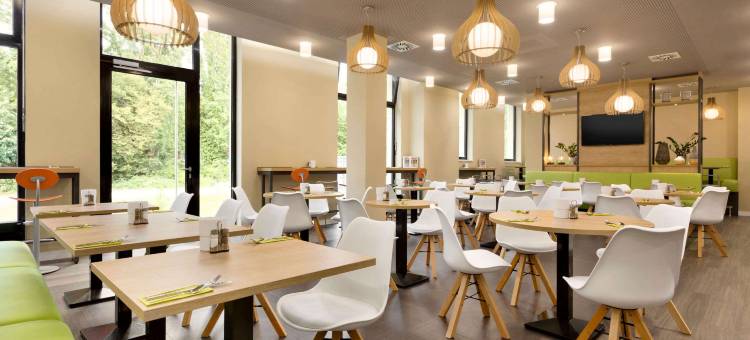 弗莱堡温德姆速8酒店(Super 8 by Wyndham Freiburg)图片