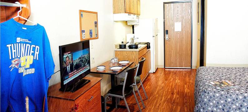 美国长住精选酒店 - 俄克拉荷马城 - 诺曼(Studio 6 Extended Stay Oklahoma City Norman OK)图片