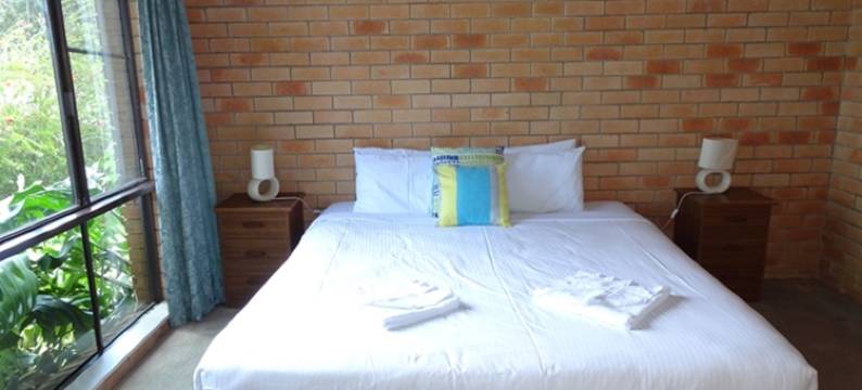 13 科罗拉棕榈树酒店 - 2 室别墅(13 Korora Palms - 2 Bedroom Villa)图片