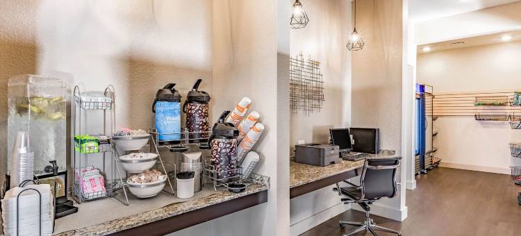 阿尔图纳得梅因舒适套房酒店(Comfort Inn Altoona-Des Moines)图片