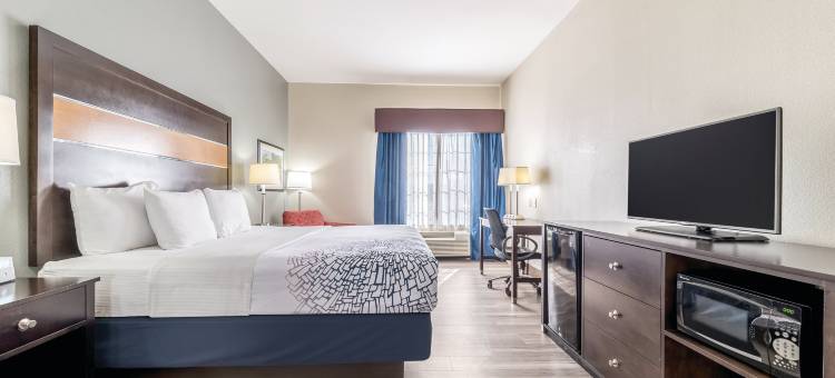 塔尔萨卡托萨拉昆塔温德姆套房酒店(La Quinta Inn & Suites by Wyndham Tulsa - Catoosa Route 66)图片