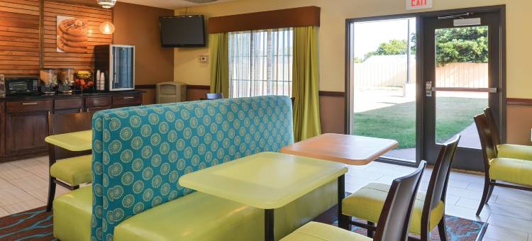 伍德沃德拉昆塔温德姆套房酒店(La Quinta Inn & Suites by Wyndham Woodward)图片