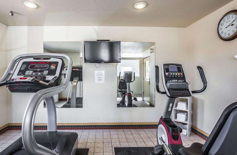 Comfort Inn Lethbridge Hotel Reviews And Room Rates Trip Com