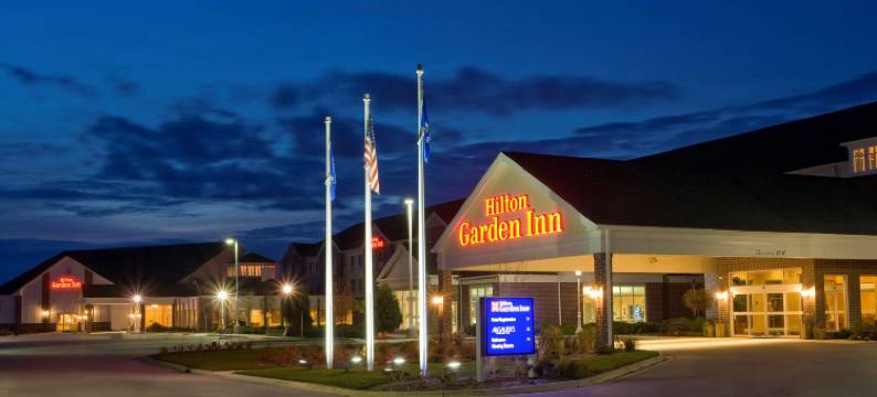 密尔沃基西北会议中心希尔顿花园酒店(Hilton Garden Inn Milwaukee Northwest Conference Center)图片