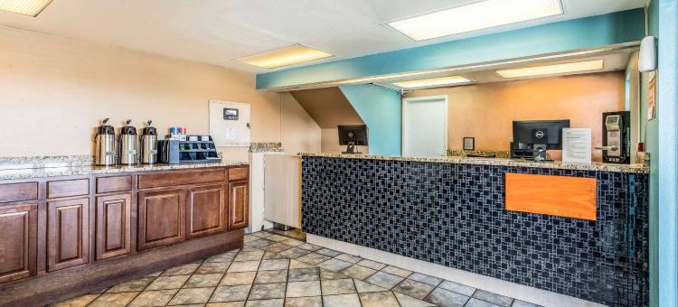 罗德威酒店-费尔格朗斯(Rodeway Inn Fairgrounds-Casino)图片