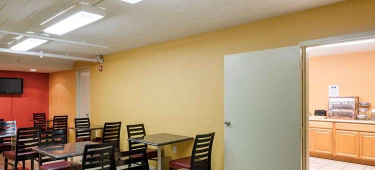 纽华克罗德威旅馆(Rodeway Inn University)图片