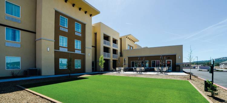 威莱斯大峡谷地区拉昆塔温德姆套房酒店(La Quinta Inn & Suites by Wyndham Williams-Grand Canyon Area)图片