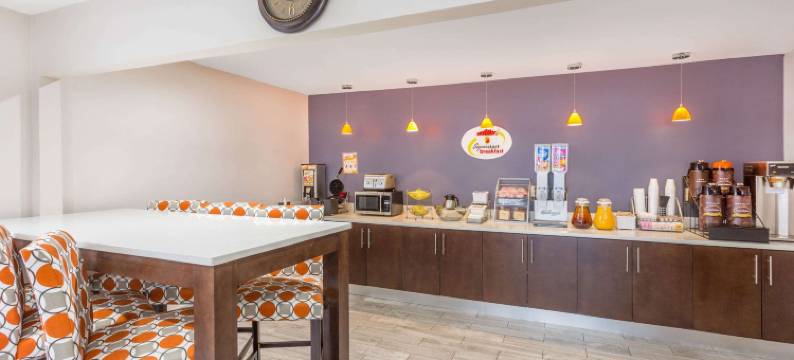 洛克斯特格罗夫温德姆速8酒店(Super 8 by Wyndham Locust Grove)图片