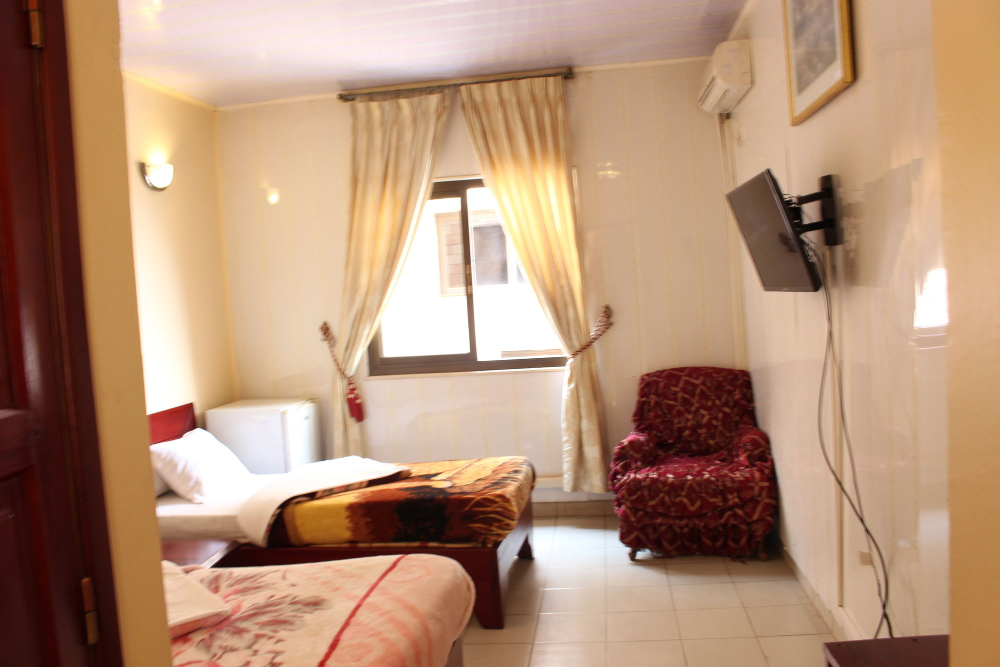 Hotel Santa Lucia,Yaounde 2023 | Trip.com