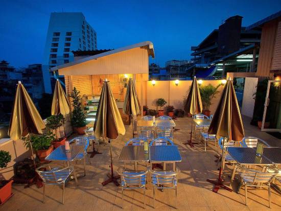 唐人街攝政旅館