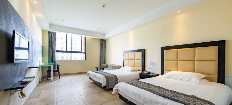 Q加·盐城艾舍主题酒店(宝龙广场店)图片