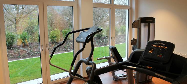 普福尔茨海姆尼菲尔恩女王贝斯特韦斯特酒店(Best Western Queens Hotel Pforzheim-Niefern)图片