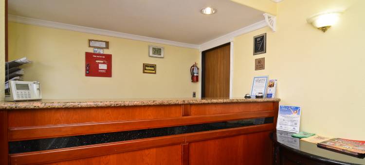 十字路口旅馆-萨克拉门托市中心(Crossroads Inn - Downtown Sacramento)图片