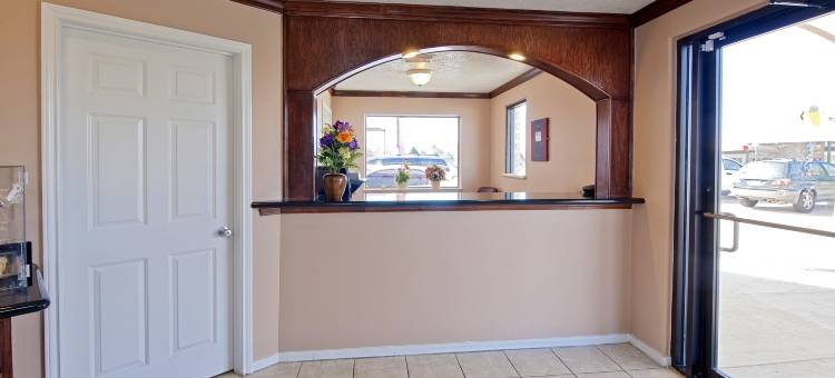 亨普斯特德草原景观美洲最佳价值套房酒店(Americas Best Value Inn & Suites Hempstead)图片