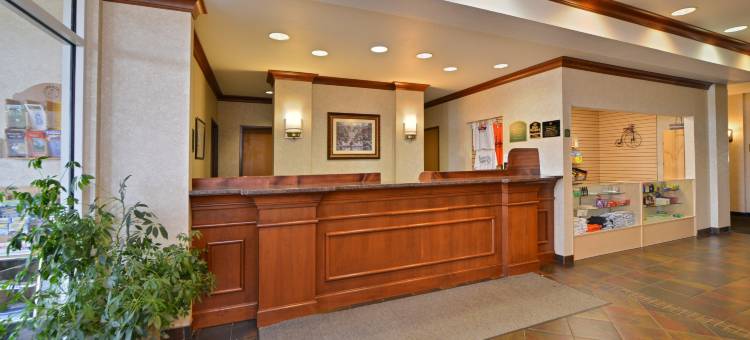 斯巴达小道小屋贝斯特韦斯特优质酒店(Best Western Plus Sparta Trail Lodge)图片