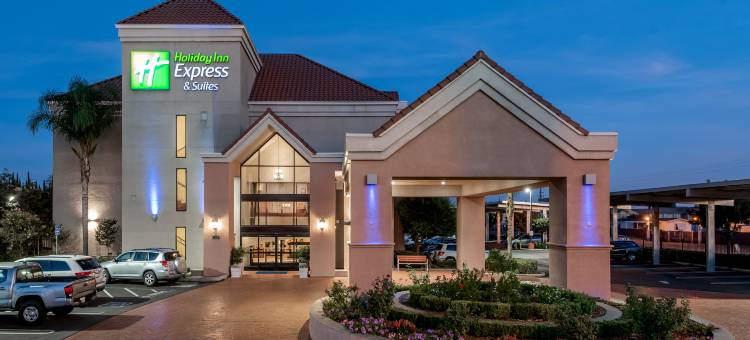 智选假日套房酒店莱思罗普- 南顿 by IHG(Holiday Inn Express & Suites Lathrop)图片